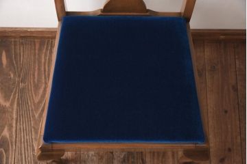 アンティーク家具　イギリスアンティーク　バーチ材　凛とした佇まいが素敵なチェア(ダイニングチェア)(2)