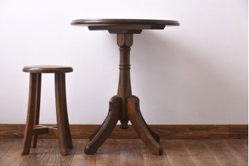 中古　四国工芸　クラシカルで品のある佇まいが素敵なサイドテーブル(コーヒーテーブル)