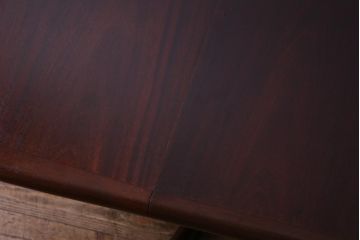 北欧家具　デンマーク　深みを帯びたなめらかなチーク材のエクステンションテーブル(ダイニングテーブル、拡張式テーブル)