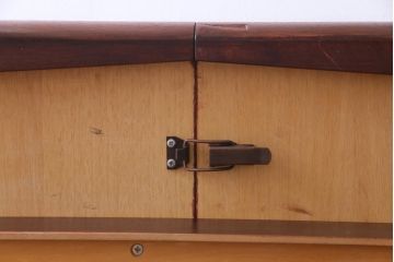 北欧家具　デンマーク　深みを帯びたなめらかなチーク材のエクステンションテーブル(ダイニングテーブル、拡張式テーブル)