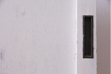 和製アンティーク　シャビーなペイントがお洒落な雰囲気漂うガラス戸2枚セット(建具、引き戸)