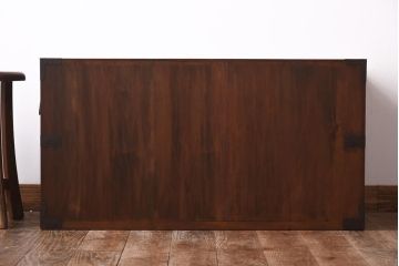 アンティーク家具　和製アンティーク　すっきりとしたデザインの箪笥ローボード(ローチェスト)