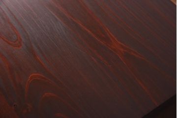 アンティーク家具　和製アンティーク　松の金具が目を惹く上品な箪笥ローボード(ローチェスト)