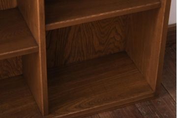 アンティーク家具　昭和期　栓材　サイズの違う棚が便利なブックシェルフ(本棚、オープンラック)