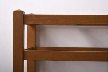 アンティーク雑貨　昭和レトロ　木の素朴な雰囲気が魅力の傘立て