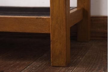 アンティーク雑貨　昭和レトロ　木の素朴な雰囲気が魅力の傘立て