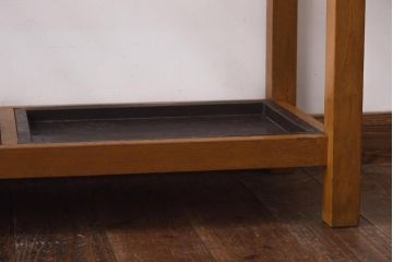 アンティーク雑貨　昭和レトロ　木の素朴な雰囲気が魅力の傘立て