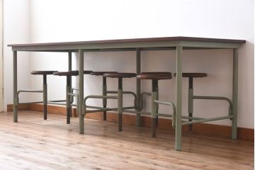 ラフジュ工房オリジナル 格納スツール付き　アンティークペイントが魅力の8人掛けテーブル(ダイニングテーブル、作業台)