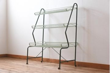 ペイント家具　グリーンペイントが可愛らしいスチールラック(ワゴン、陳列棚)