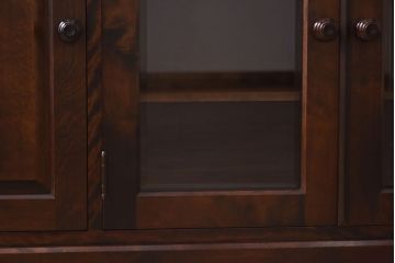 中古　北海道民芸特注品　細かく分かれた収納スペースが便利なキャビネット(ローボート、収納棚)