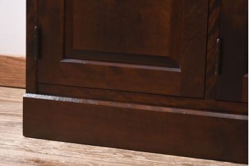 中古　北海道民芸特注品　細かく分かれた収納スペースが便利なキャビネット(ローボート、収納棚)