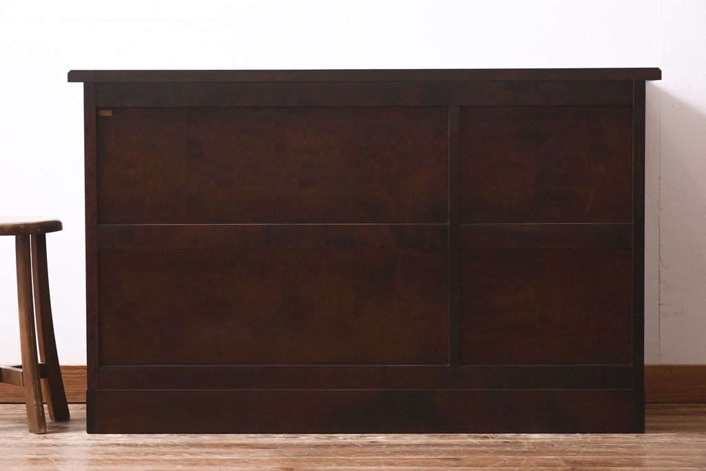 中古　北海道民芸特注品　細かく分かれた収納スペースが便利なキャビネット(ローボート、収納棚)