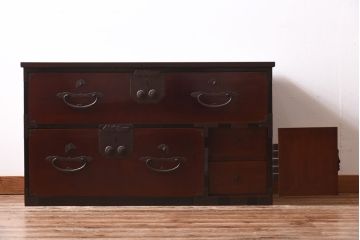 アンティーク家具　和製アンティーク　リメイク　艶やかな漆が目を惹く二本松箪笥ローボード(時代箪笥、ローチェスト)