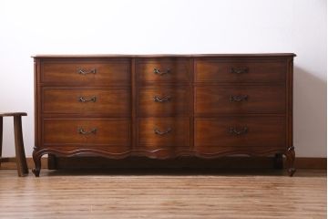 中古　DREXEL HERITAGE(ドレクセルヘリテイジ)　Touraine(ツーレイン)　エレガントな雰囲気が魅力的なチェスト(サイドボード、引き出し)(定価約49万円)