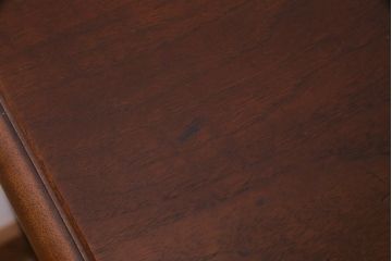 中古　DREXEL HERITAGE(ドレクセルヘリテイジ)　Touraine(ツーレイン)　エレガントな雰囲気が魅力的なチェスト(サイドボード、引き出し)(定価約49万円)