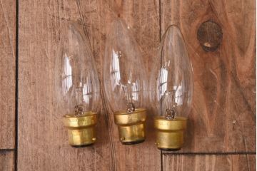 フランスビンテージ　3灯　クラシカルな雰囲気がお洒落なシャンデリア(天井照明、吊り下げ照明)