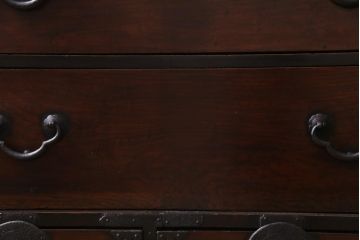 アンティーク家具　古民具　激レア!　特注品　厚みのある金具が立派な総栗材の仙台箪笥(サイドボード)