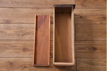 アンティーク家具　古民具　激レア!　特注品　厚みのある金具が立派な総栗材の仙台箪笥(サイドボード)