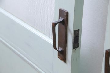 ペイント建具　プレスガラス入り　両開き　フレンチスタイルにおすすめな色合いの親子ドア(木製扉2枚1対)
