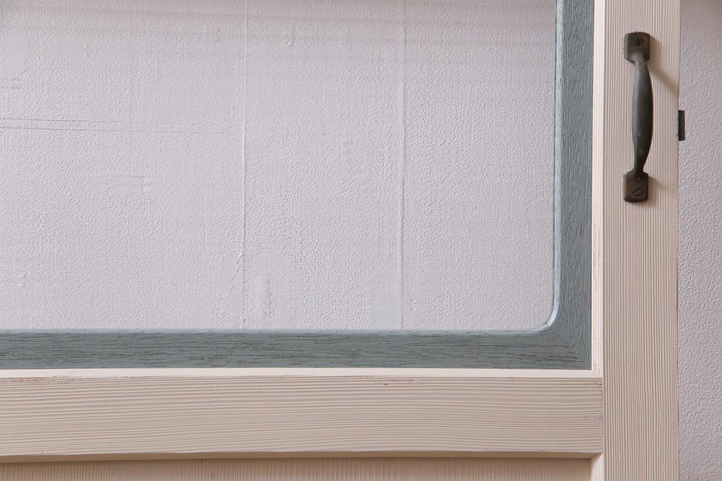 ペイント家具　バイカラーがおしゃれなモールガラス入りのドア(扉、建具)