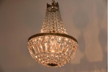 フランスビンテージ　ゴージャス感を演出するクリスタルガラスのシャンデリア(天井照明)