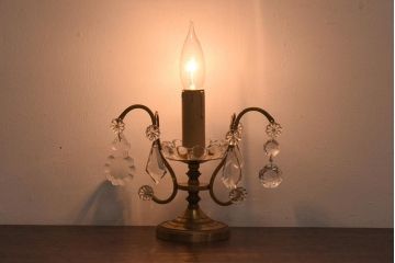 フランスアンティーク　エレガントさと可憐さが織り交じるテーブルランプ(デスクスタンド)