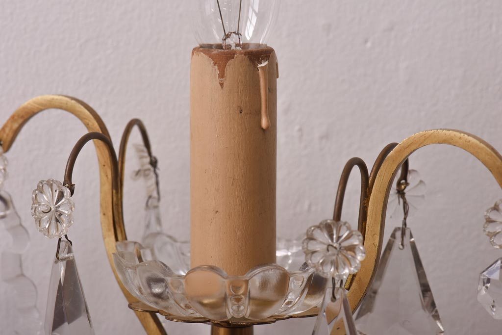 フランスアンティーク　エレガントさと可憐さが織り交じるテーブルランプ(デスクスタンド)