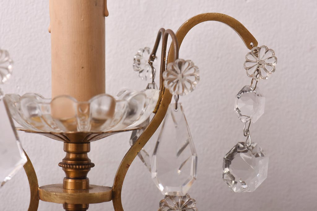 フランスアンティーク　エレガントさと可憐さが織り交じるテーブルランプ(デスクスタンド)