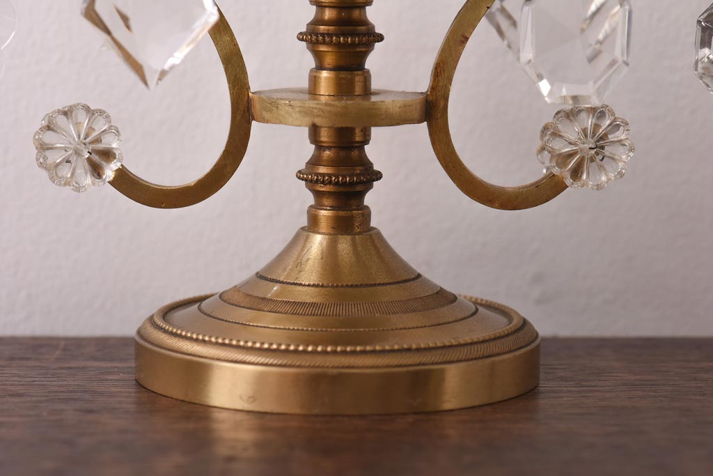 フランスアンティーク　エレガントさと可憐さが織り交じるテーブルランプ(デスクスタンド)