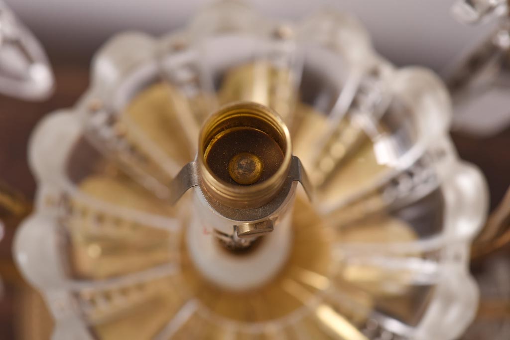 フランスアンティーク　エレガントさと可憐さが織り交じるテーブルランプ(デスクスタンド)