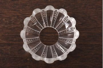 フランスアンティーク　エレガントさと可憐さが織り交じるテーブルランプ(デスクスタンド)