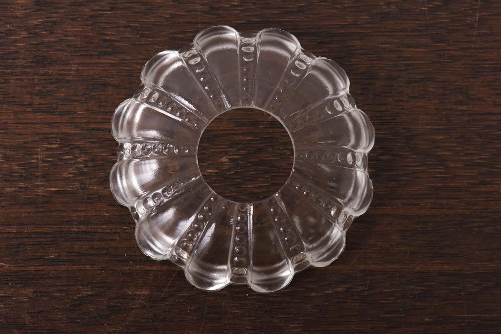 フランスアンティーク　エレガントさと可憐さが織り交じるテーブルランプ(デスクスタンド)