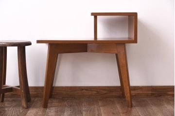 アンティーク家具　和製アンティーク　栓材　モダンなデザインがお洒落な電話台(サイドテーブル)