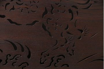 古民具　明治期　ケヤキ一枚板　麒麟の透かし彫りが施された欄間(建具)