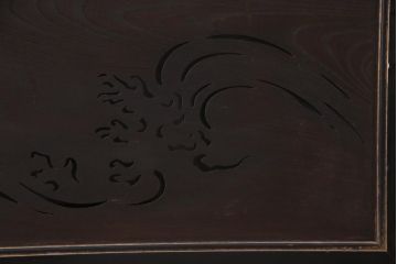 古民具　明治期　ケヤキ一枚板　麒麟の透かし彫りが施された欄間(建具)