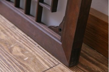 和製アンティーク　大正昭和初期　すりガラス入り　上品な印象与える格子欄間(明り取り、ディスプレイ)