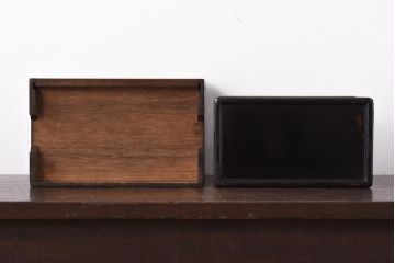 アンティーク家具　古民具・骨董　指物工芸品　外箱桐材　銀の引手が上品な漆塗りの小引き出し(裁縫箱)