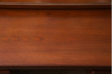 ヴィンテージ家具　北欧ビンテージ　G-PLAN(ジープラン)　大きなミラーが印象的なドレッサー(化粧台)