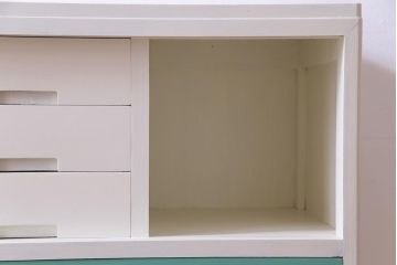 ペイント家具　当店オリジナルガラス入り　淡いカラーが可愛らしいチェスト(引き出し、収納タンス、整理たんす)(R-033394)