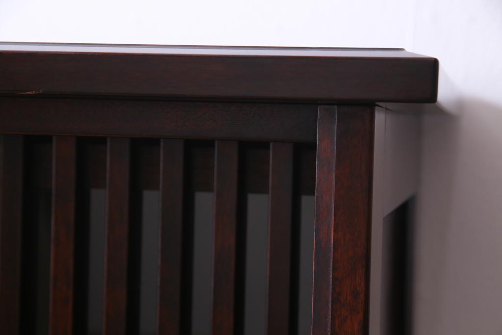 中古　九州民芸家具　シックな雰囲気とモダンなデザインが魅力的なサイドボード(収納棚)