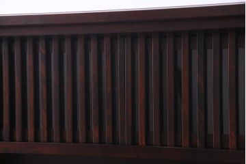 中古　九州民芸家具　シックな雰囲気とモダンなデザインが魅力的なサイドボード(収納棚)