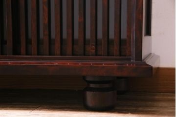 中古　九州民芸家具　シックな雰囲気とモダンなデザインが魅力的なサイドボード(収納棚)