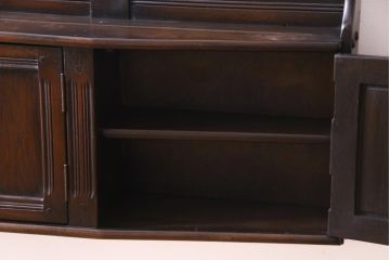 ヴィンテージ家具　イギリスビンテージ　ERCOL(アーコール)　大人の雰囲気漂う上質な壁掛け収納(ウォールシェルフ、吊り戸棚)