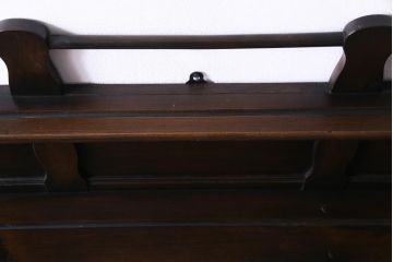 ヴィンテージ家具　イギリスビンテージ　ERCOL(アーコール)　大人の雰囲気漂う上質な壁掛け収納(ウォールシェルフ、吊り戸棚)