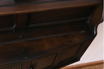 ヴィンテージ家具　イギリスビンテージ　ERCOL(アーコール)　大人の雰囲気漂う上質な壁掛け収納(ウォールシェルフ、吊り戸棚)