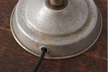 昭和レトロ　シンプルなシェードのスタンドライト(卓上照明、デスクスタンド)