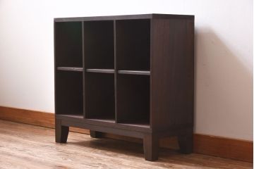 リメイク家具　懐かしい雰囲気が漂うマス目棚(飾り棚、収納棚)