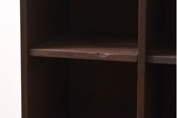 リメイク家具　懐かしい雰囲気が漂うマス目棚(飾り棚、収納棚)