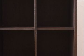リメイク家具　懐かしい雰囲気が漂うマス目棚(飾り棚、収納棚)