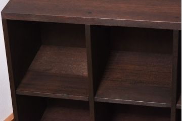 リメイク家具　懐かしい雰囲気が漂うマス目棚(飾り棚、収納棚)